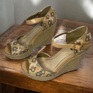 Beige Patterned Wedge Sandals with Ankle Strap